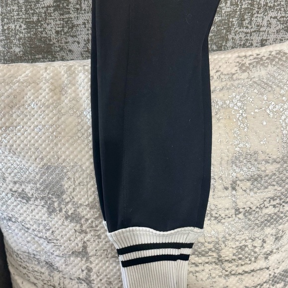 The Original Bombshell Sportswear socks leggings . Black . Size S - Picture 2 of 6